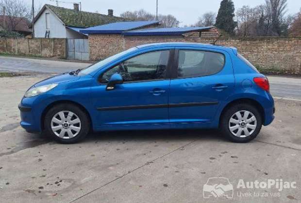 Siguran i pouzdan auto