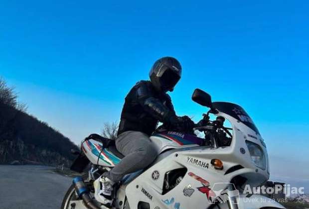 yamaha_fzr600r_1_polovni_automobili_autopijac.rs