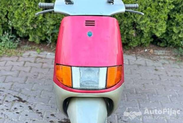 piaggio_sfera_1_polovni_automobili_autopijac.rs