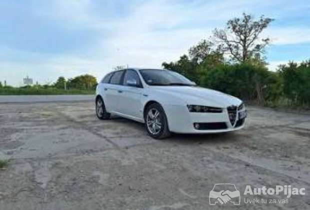 alfa_20_jtdm100kw2012god_moze_zamena_bez_ulaganja_1_polovni_automobili_autopijac.rs