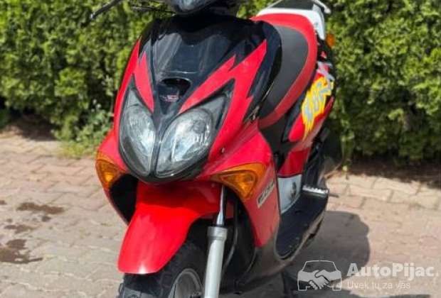 honda_x8r_1_polovni_automobili_autopijac.rs