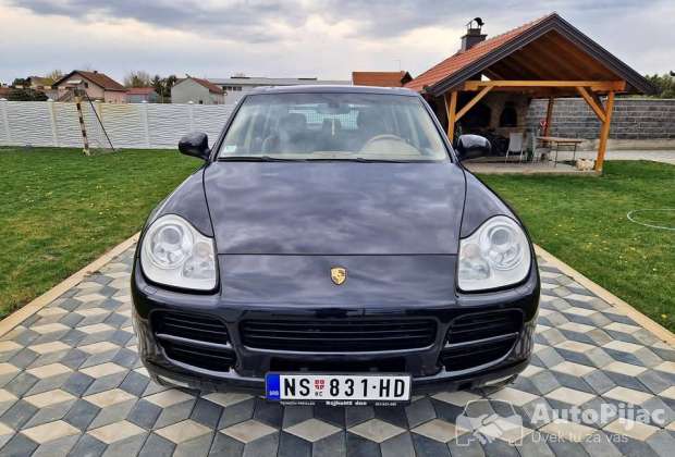 porsche_cayenne_45i_2004god_1_polovni_automobili_autopijac.rs