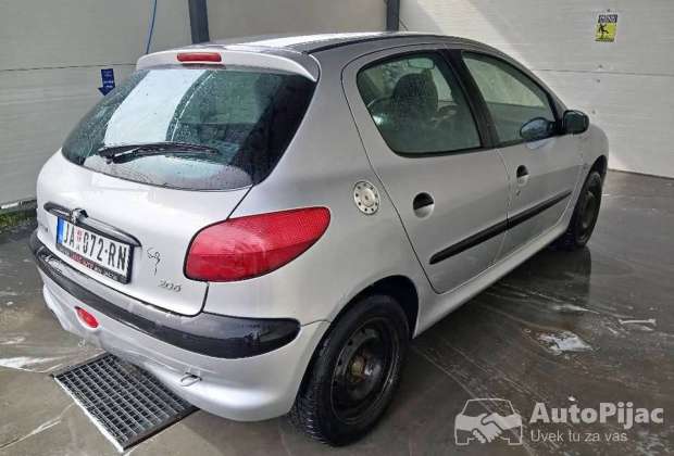 Pežo 206 1.6 benzin