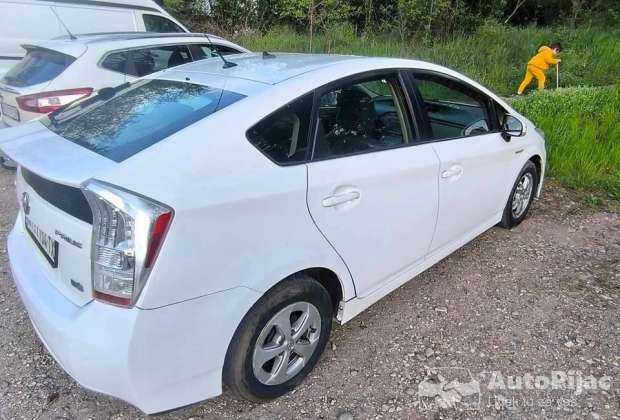 2010 Toyota prius
