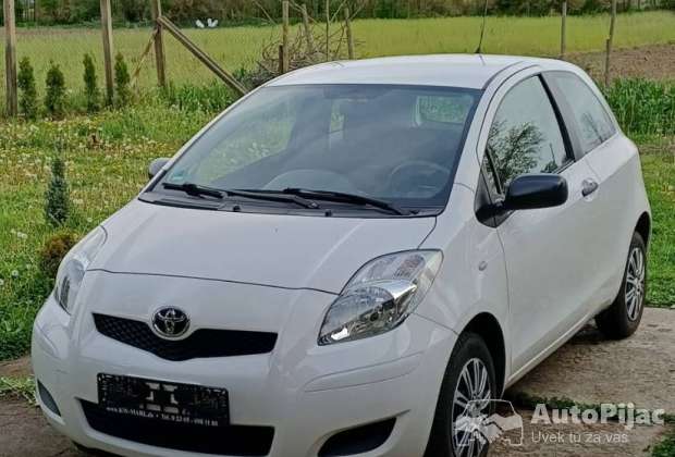 2009 Toyota yaris