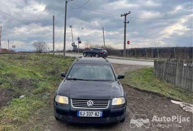 DELOVI PASSAT B5.5. STRANAC POVOLJNO