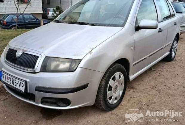 skoda_fabia_2006_godiste_19_1_polovni_automobili_autopijac.rs