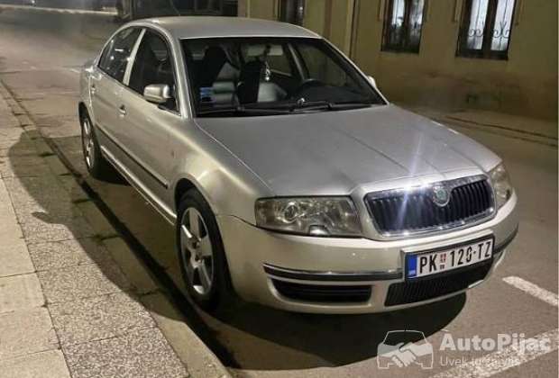 skoda_superb_25v6_1_polovni_automobili_autopijac.rs