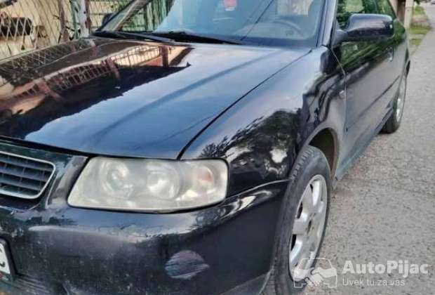 Audi a3.1.6. benzin.2003 god.