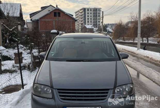 VW Touran 1.9 TDI 2006 | R-Line | Navigacija | Kuka | Stepenik | Na ime kupca