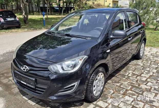 hyundai_i20_12b_63kw_2013god_1_polovni_automobili_autopijac.rs