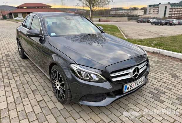 MERCEDES C220 cdi- PERFEKTNO STANJE-MOGUCA ZAMENA
