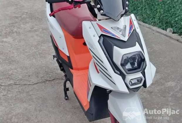 2025 2025 gt