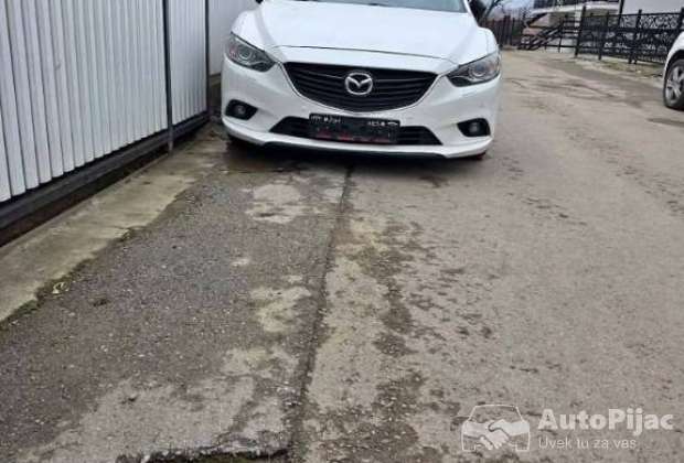 Mazda 6 2.2 150ks top stanje hitno