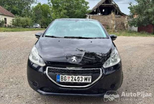 peugeot_208_14_hdi_1_polovni_automobili_autopijac.rs