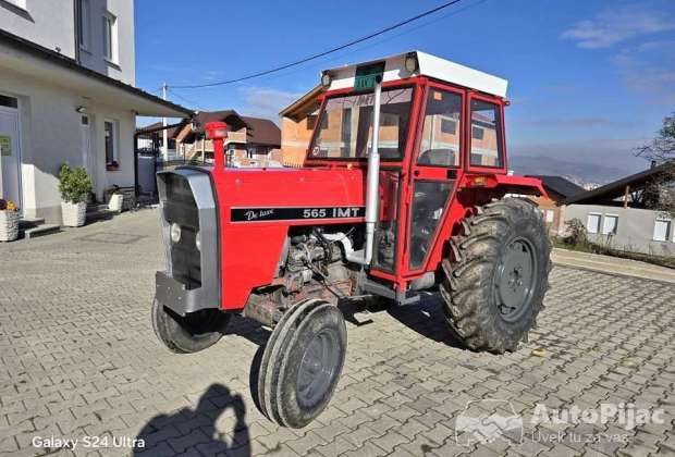 Imt 565 1990g perfektno stanje trajno reg dobre gume Urađeno disk kočenje moze zamena skuplje jeftin
