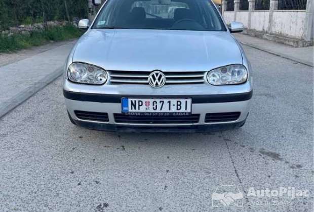 Golf 4 1.9Tdi 66kw 2003god..!!