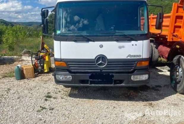 mercedes_benz_818_i_bager_neuson_1_polovni_automobili_autopijac.rs