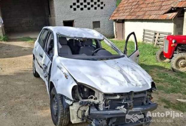 golf_5_19_tdi_u_delovima_1_polovni_automobili_autopijac.rs
