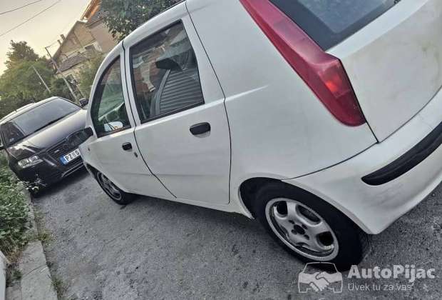 Fiat punto 1.9 jtd 80 konja