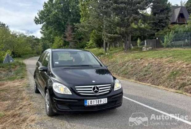 mercedes_b_1_polovni_automobili_autopijac.rs