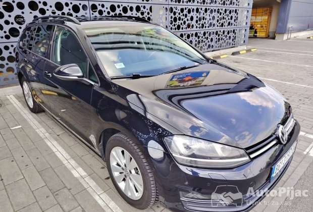 2017_volkswagen_golf_7_16_tdirestyling_highline_1_polovni_automobili_autopijac.rs
