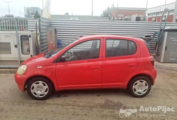 toyota_yaris_13b_vvti_klima_5_vrata_reg_do_112026_1_polovni_automobili_autopijac.rs