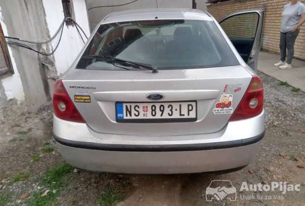 auto u fulu nema jedne greske.limuzina prava.