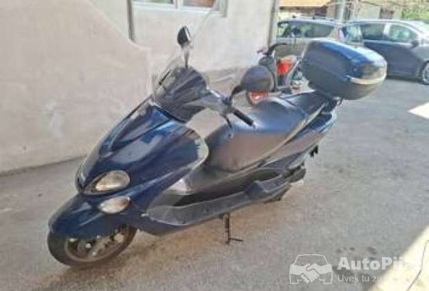yamaha_majesy_1_polovni_automobili_autopijac.rs