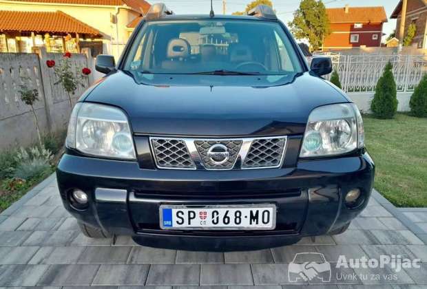 Na prodaju Nissan x trail 2005god 2.2 dizel
