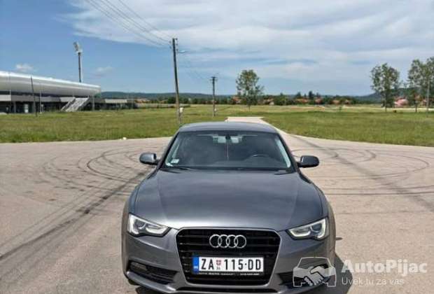 Na prodaju Audi A5 2.0 Tfsi