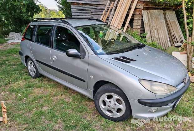 2003 1600e 1.4 benzin,tek reg,vlasnik, za kombi, pikap citaj opis,gledaj slike