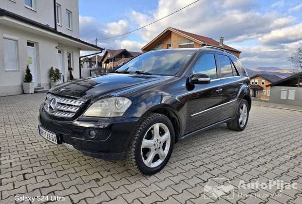 ML320cdi 2006g Automatik Perfektno stanje Servisi urađeni gume nove menjač servisirat jastuci novi