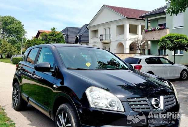 NISSAN QASKAI 1.5DCI NA IME KUPCA VELIKI I MALI SERVIS 5200e TOP