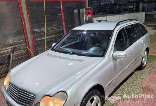 Mercedes C 220 CDI Karavan 2001 105kW Automatik