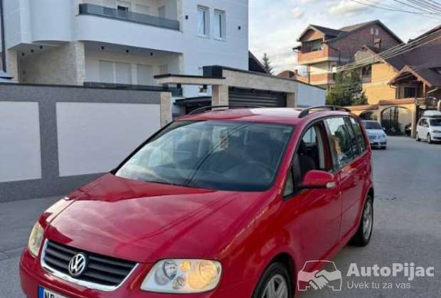 Tuaran 1.9tdi registrovan VLASNIK