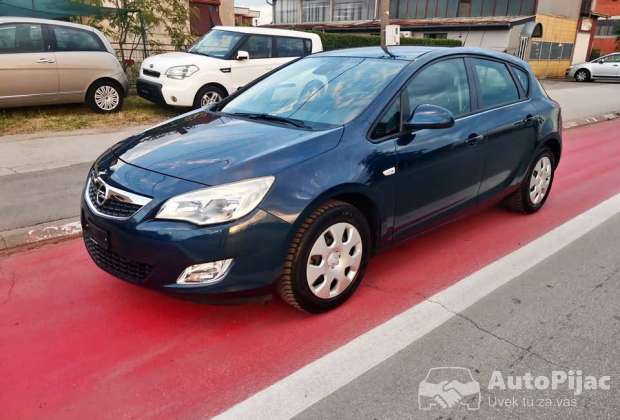2011 Opel astra j 1.4 turbo