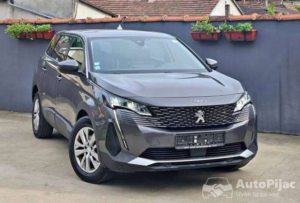 2022 Peugeot 5008