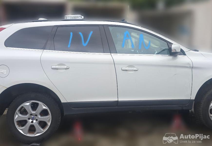 Volvo XC60 POLOVNI DELOVI 3