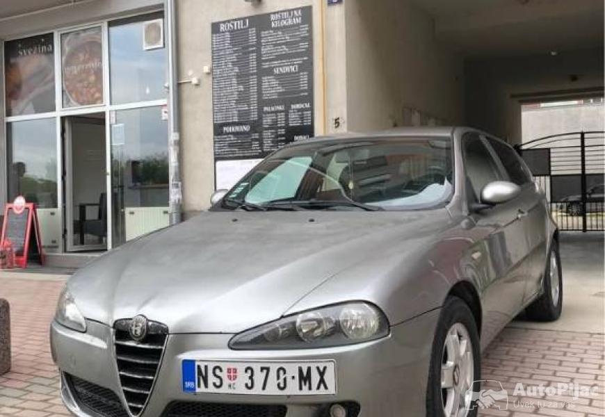 alfa_147_restajling_19jtd_3_polovni_automobili_autopijac.rs