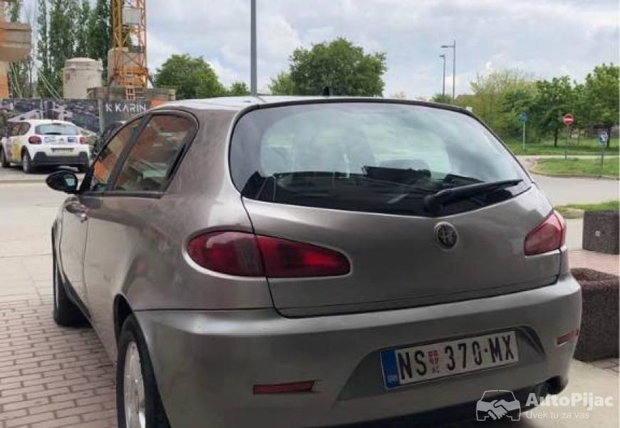 alfa_147_restajling_19jtd_4_polovni_automobili_autopijac.rs