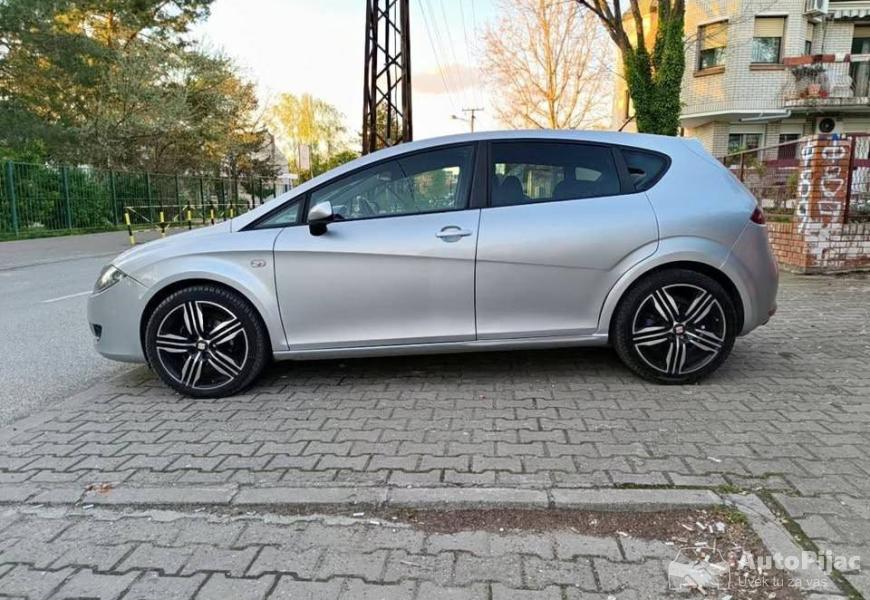 seat_leon_19_2006_1_polovni_automobili_autopijac.rs