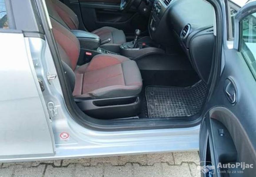 seat_leon_19_2006_7_polovni_automobili_autopijac.rs