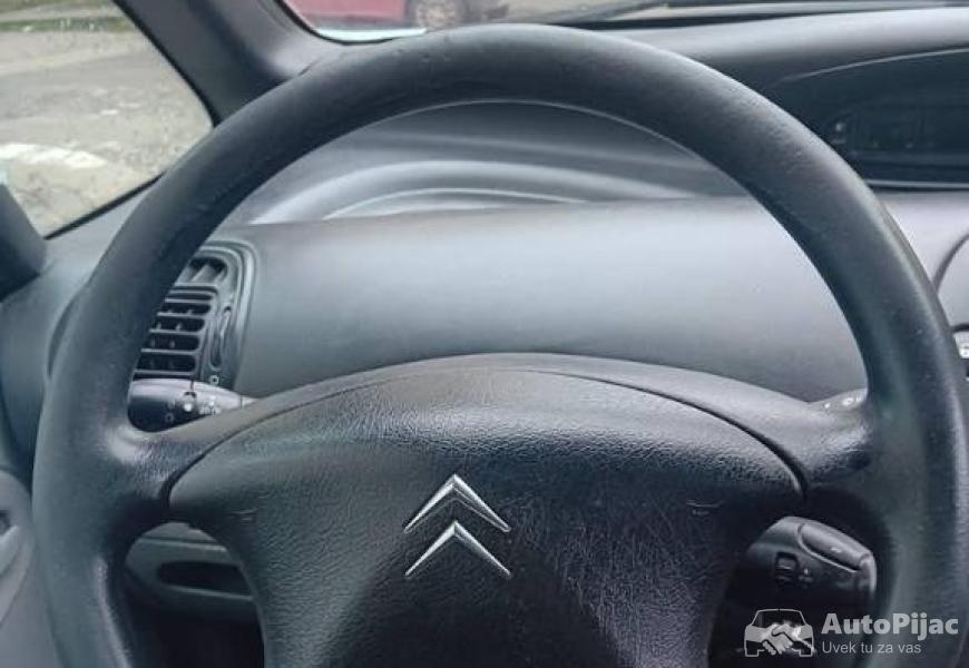 2003_citron_citroen_xsara_picasso_2_polovni_automobili_autopijac.rs
