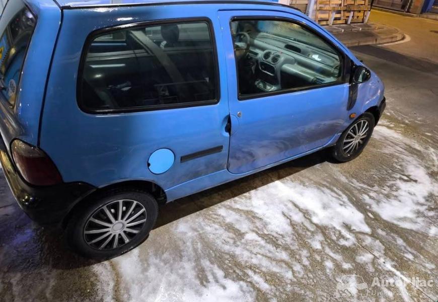 1997_renault_twingo_12_8v_tng_2_polovni_automobili_autopijac.rs