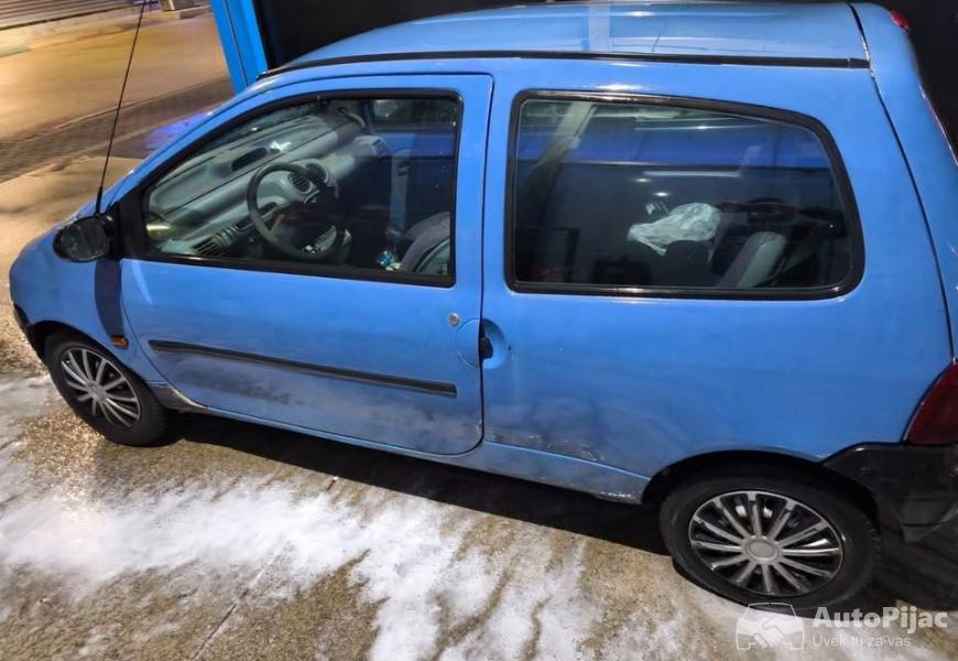 1997_renault_twingo_12_8v_tng_3_polovni_automobili_autopijac.rs