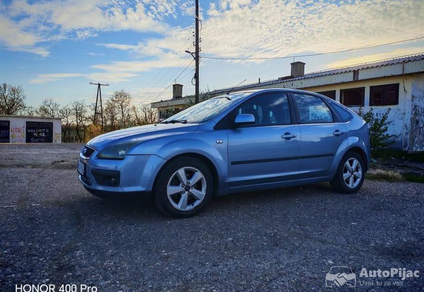 2005_ford_focus_10_polovni_automobili_autopijac.rs