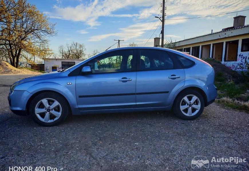 2005_ford_focus_5_polovni_automobili_autopijac.rs