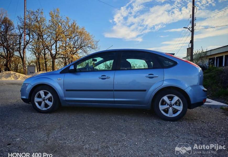 2005_ford_focus_8_polovni_automobili_autopijac.rs