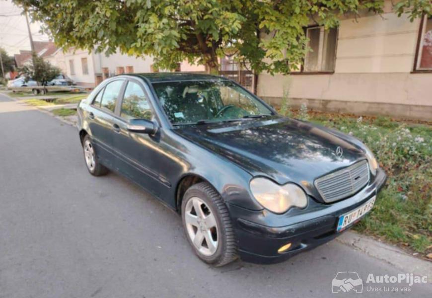 mecka_c200_13_polovni_automobili_autopijac.rs